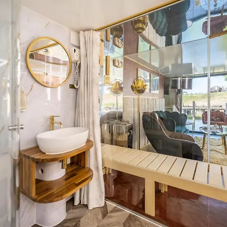 Hausboot Relax 4*