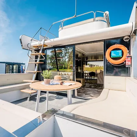 Hausboot Relax 4*