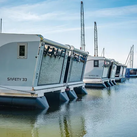 Hausboot Relax Ботель Загард