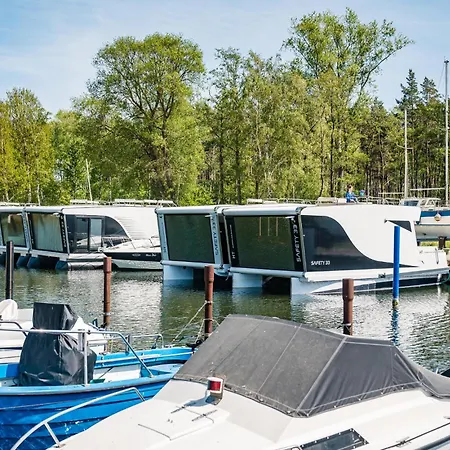 Hausboot Relax Sagard