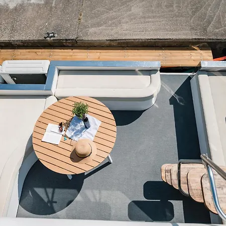 Hausboot Relax Ботель Загард